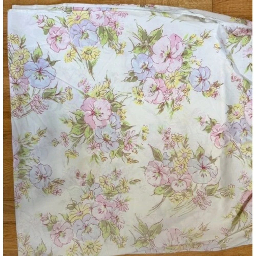 Pequot vintage twin